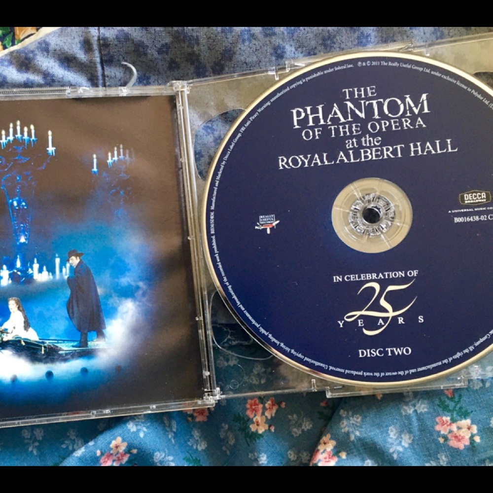 3 CD’s Phantom of the Opera Pursuit of Happyness + - Picture 4 of 9